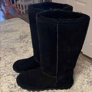 Bearpaw tall boots